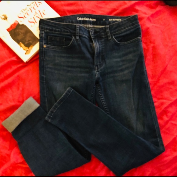 Calvin Klein Slim Boyfriend Jeans. Size 2. - Picture 4 of 5